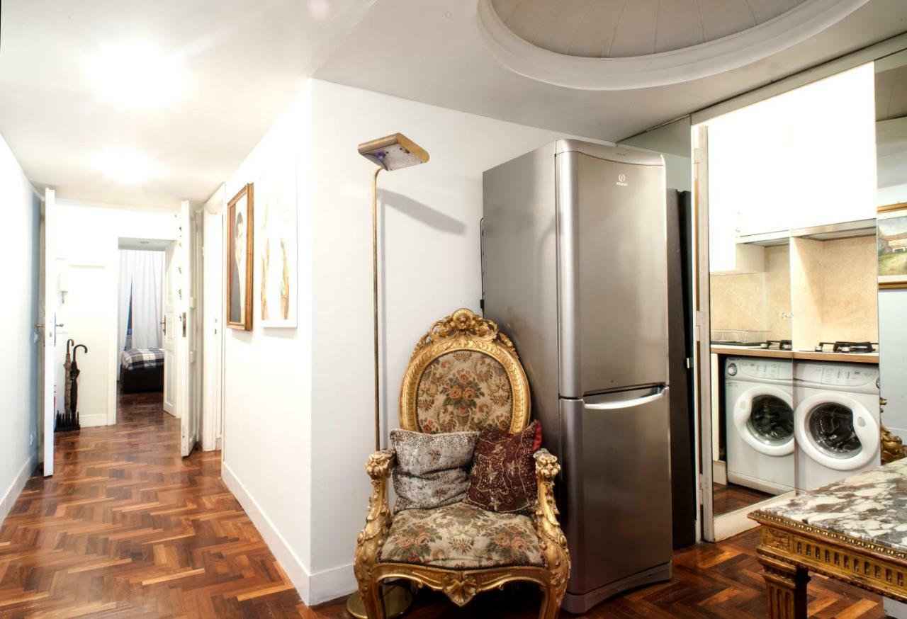 Santa Cecilia Apartment In Via Del Corso Rom Eksteriør billede